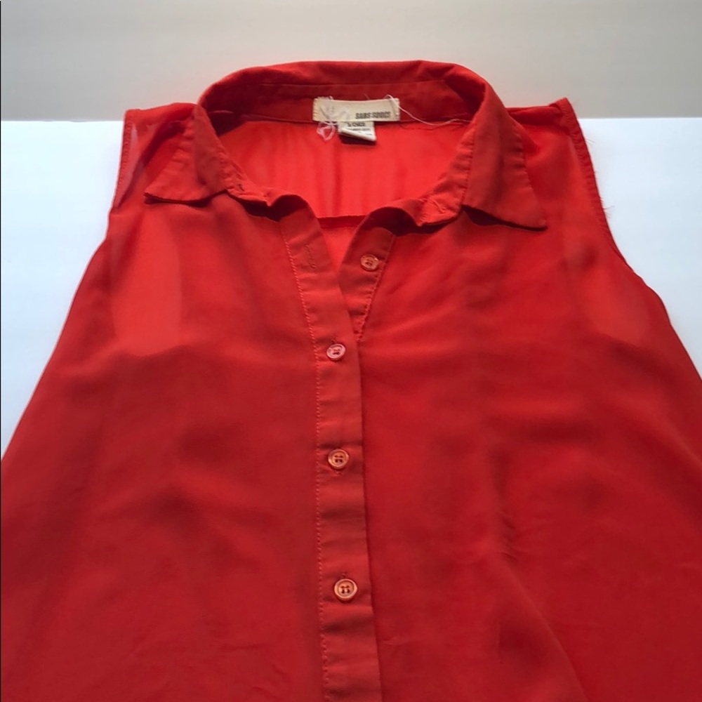 Sans Souci sleeveless shirt